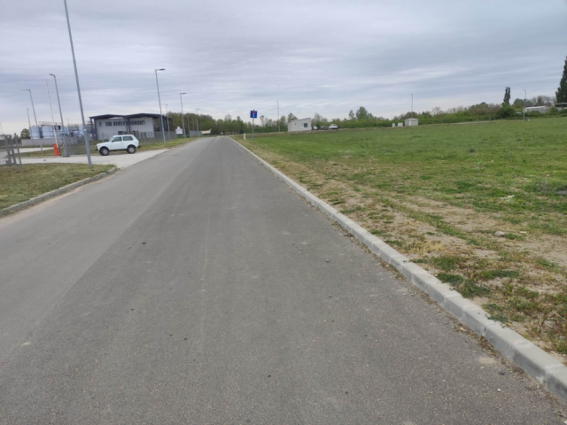 Bátaszék Ipari Park -SZAKÉRTŐI