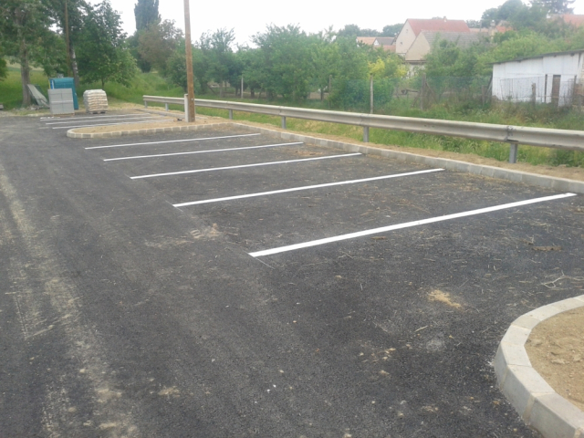 Erzsébet, Fő u. 36. parkoló építés